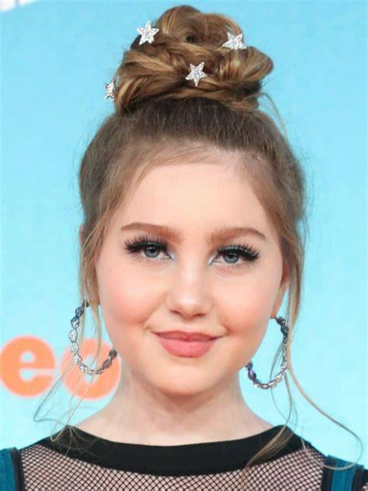 Ella Anderson – Bio, Age, Height, Boyfriend, Movies and TV Shows
