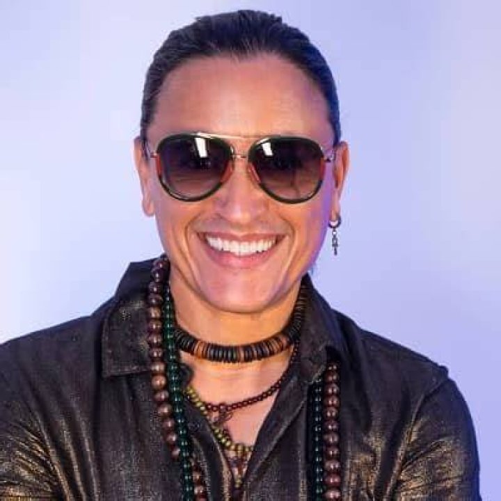 Elvis Crespo Bio, Career, Age, Net Worth, Height, Nationality, Facts