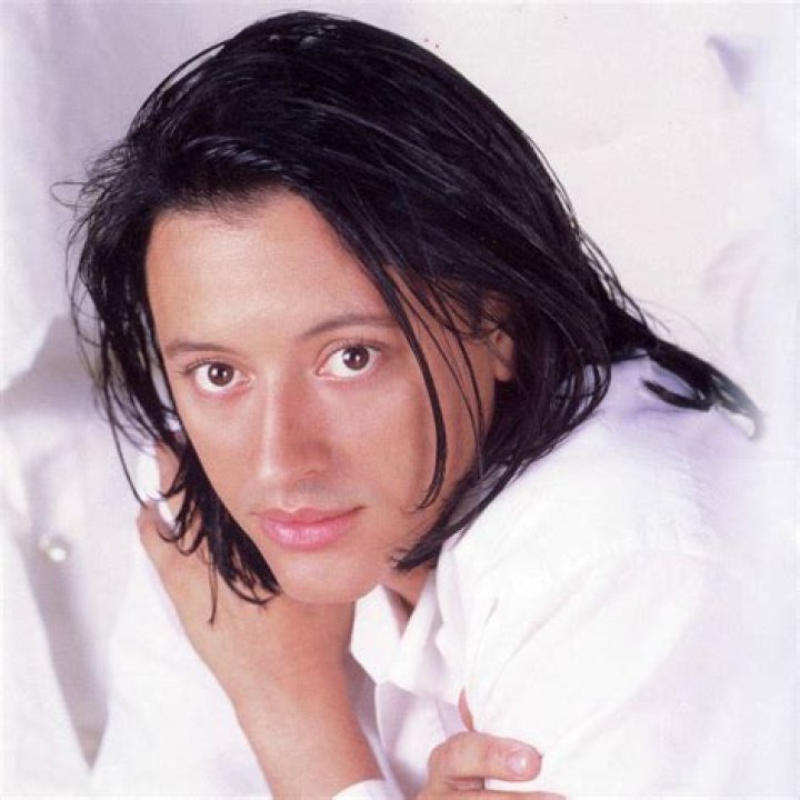 Elvis Crespo Biography Age, Net Worth, Nationality, Height