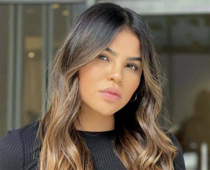 Fernanda Flores Fernanda Flores