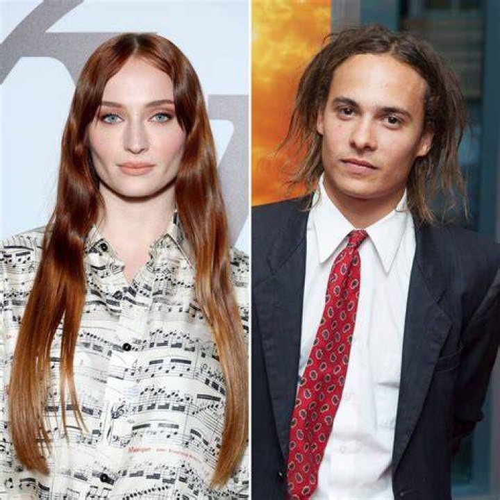 Frank Dillane Wife