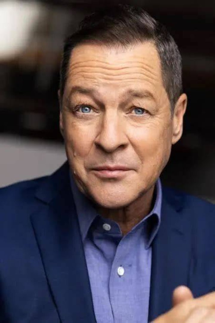 French Stewart Biography, Parents, Net worth, Gay, Snl Jeopardy, Movies