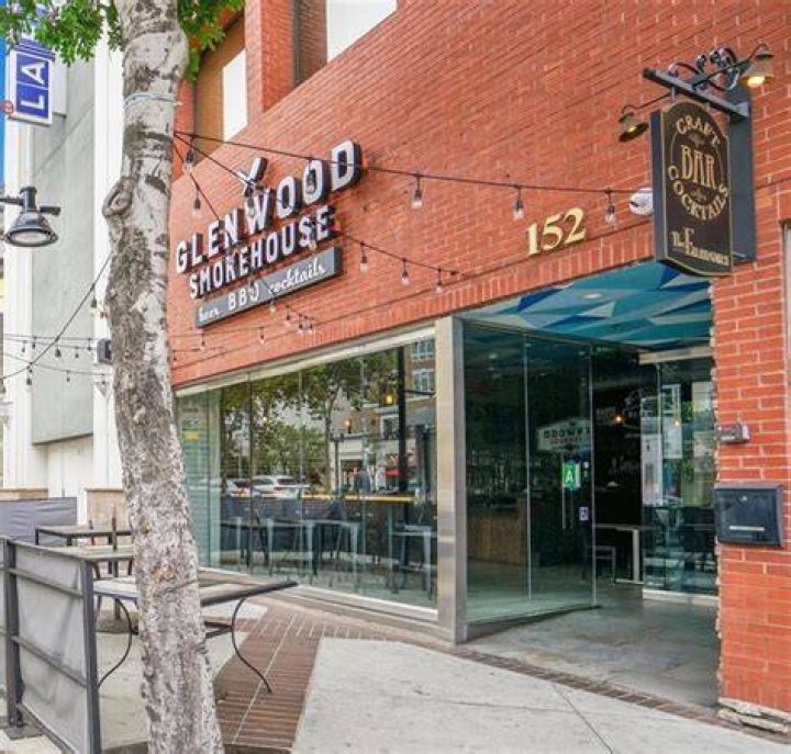 Glenwood Smokehouse in Glendale, CA Hopped