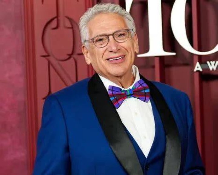 Harvey Fierstein Bio, Age, Height, Net Worth, Girlfriend, Dating