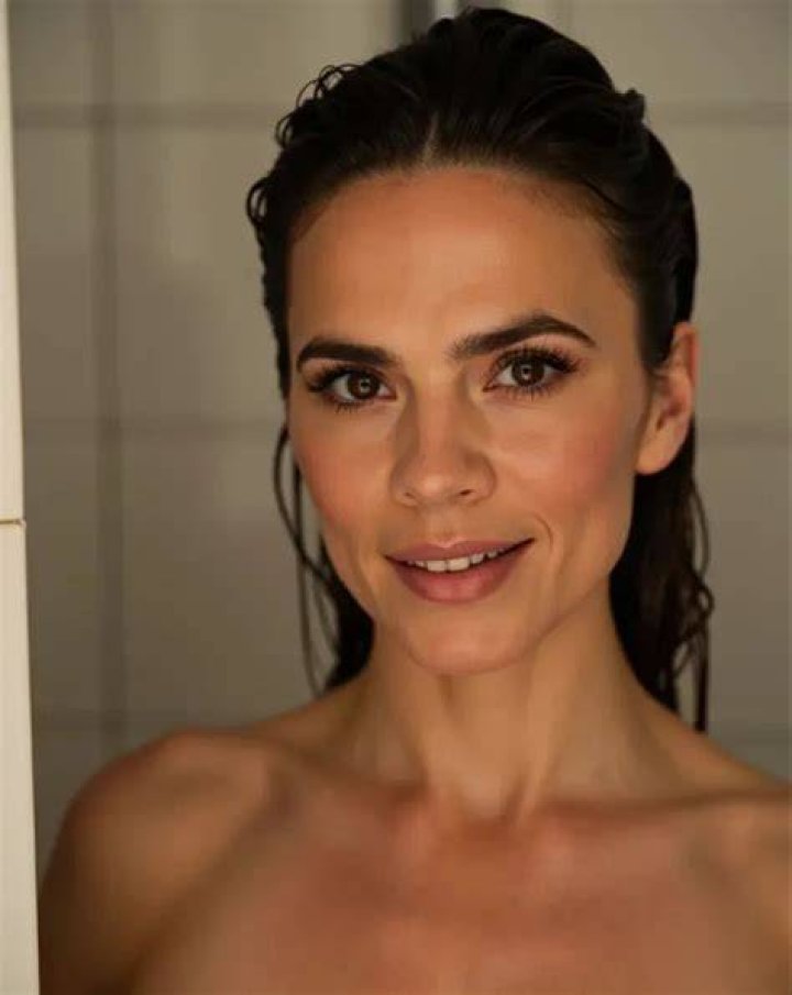 Hayley Atwell Hayley atwell bikini, Actress hayley atwell, Hayley