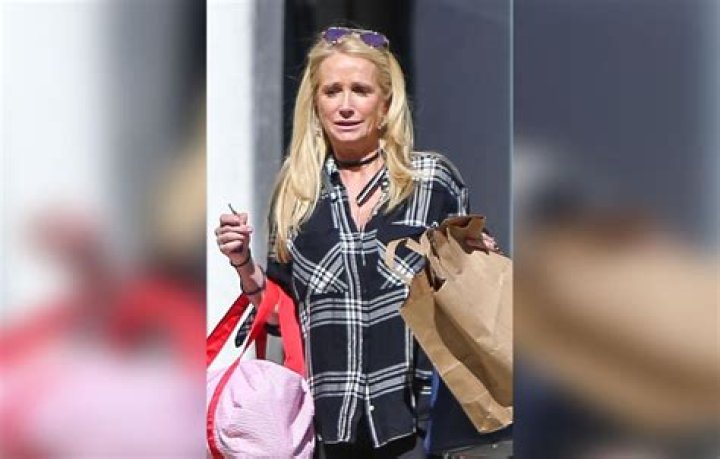 Healthy Kim Richards Steps Out With Daughter & Grandson