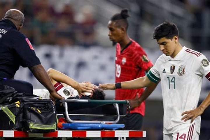 Hirving Lozano injury Mexico star ruled out for Gold Cup Sports
