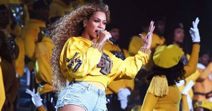 How Much Does Beyonce Pay Her Dancers For Their Work At Coachella?
