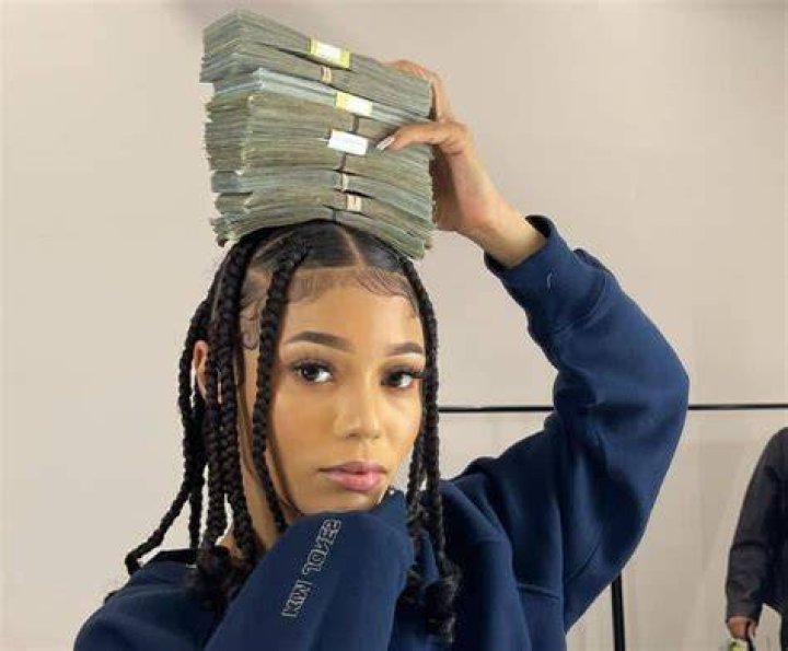 How Much Is Coi Leray Net Worth