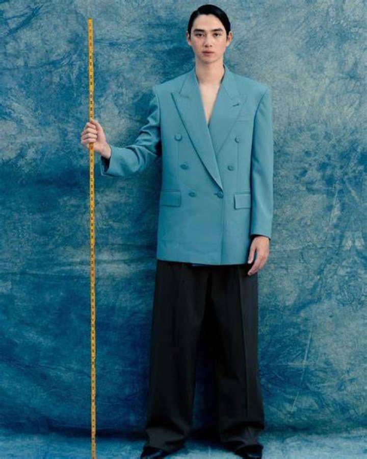 How Tall Is Sean Kaufman Is He Single Or Dating? Starsgab