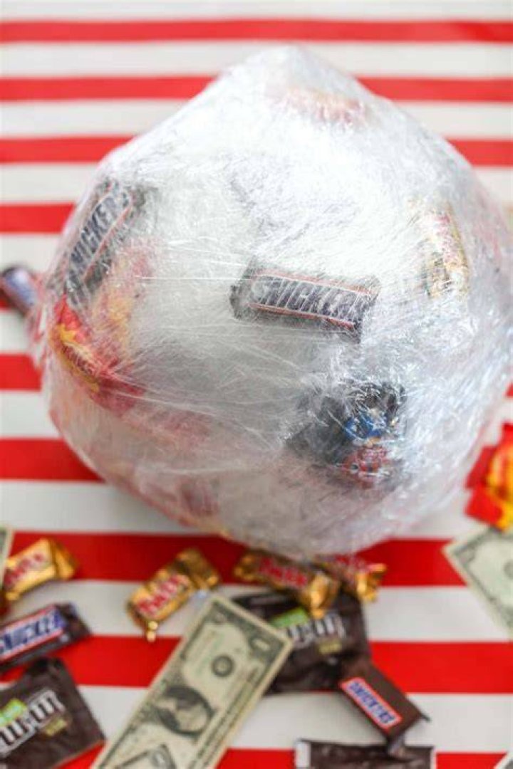 HOW TO WRAP A BALL VLOGMAS Suz and The Crew YouTube