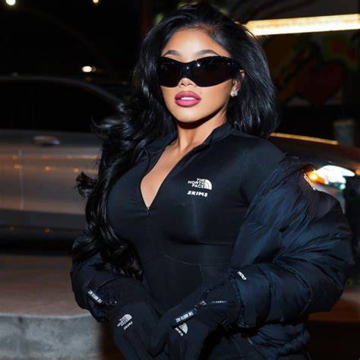 Instagram Flexin Erica Pinkett of Love & Hip Hop Atlanta Wants You To