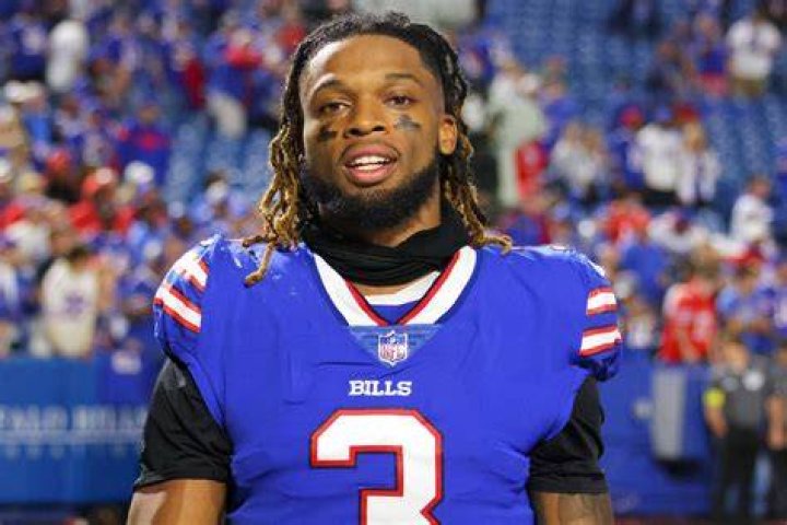 Is Damar Hamlin Married? Who Is Damar Hamlins Girlfriend? ·