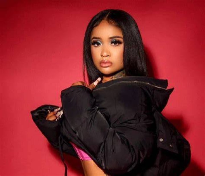 Is Stunna Girl Pregnant with Boyfriend Richmula 500? Does She Have A Baby
