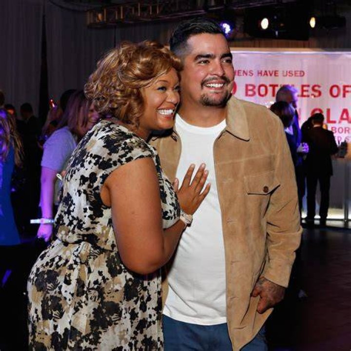 Is Sunny Anderson Married Husband And Boyfriend