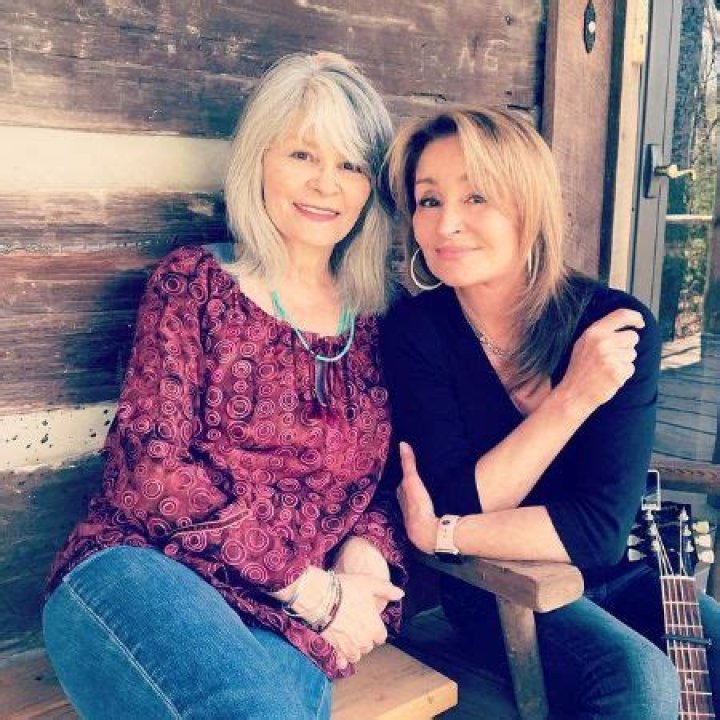 Janis Oliver Gill photos, news, filmography, quotes and facts