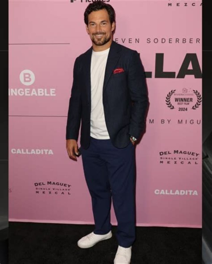 Jay Hayden Biography, Age, Height, Wife, Net Worth, Family ·