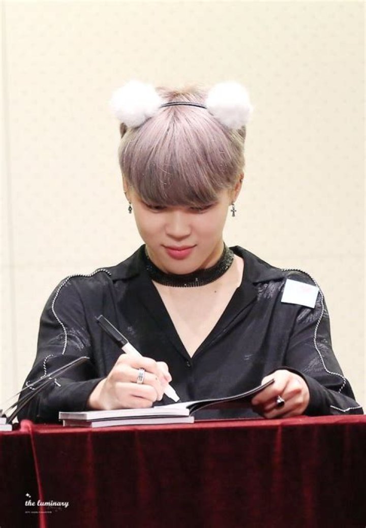 Jiminie is a so cute mochi Park Jimin Amino