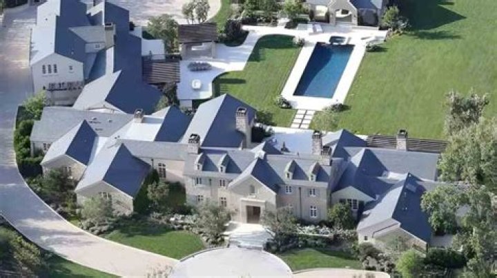 Joel Osteen House Photos of His Shocking Houston Home!