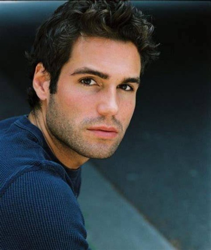 Jordi Vilasuso Movies, Bio and Lists on MUBI