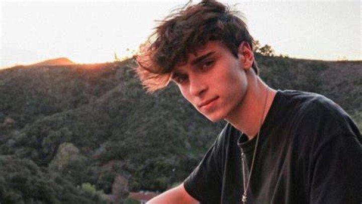 Josh Richards Net Worth, Age, Height, Weight, TikTok Star, Early Life