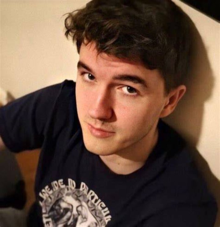 Jschlatt Height, Weight, Age, Real Name, Net Worth, Bio, Funny Mic