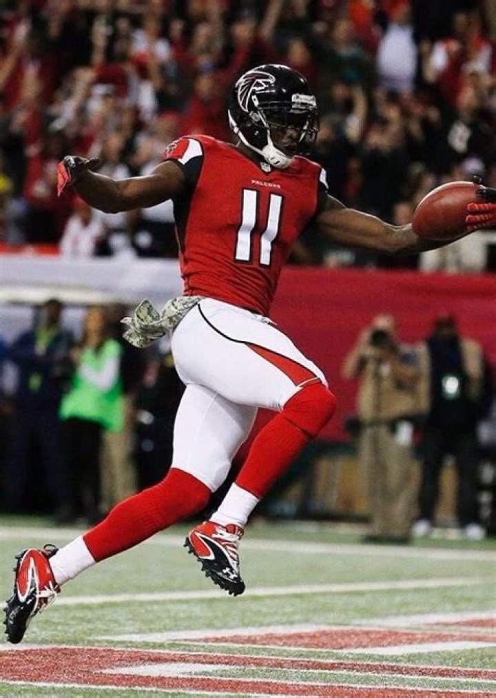 Julio Jones Bio, Wife, Children, Family, Height, Weight, Net worth
