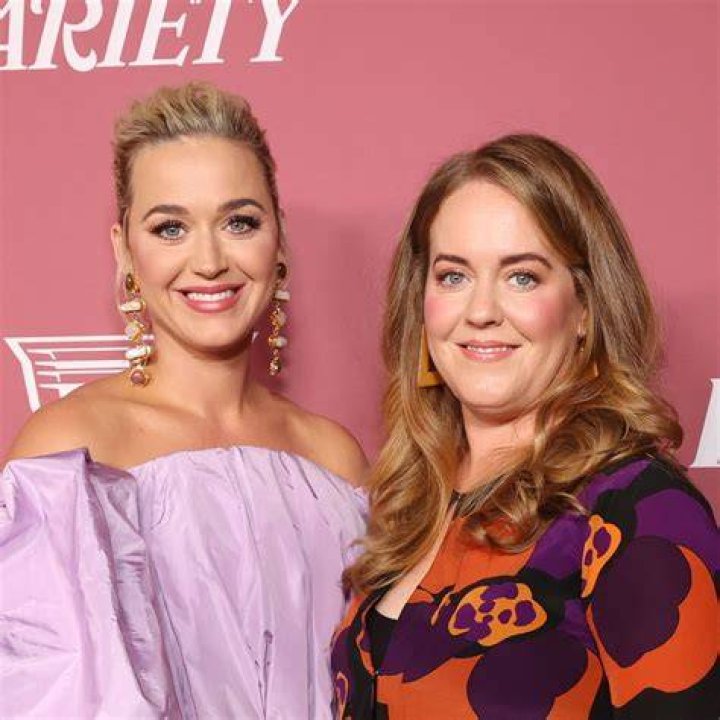Katy Perry and her sister, Angela. Photo credit iheartkatyperry