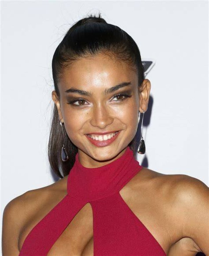Kelly Gale Measurements Height, Weight & More