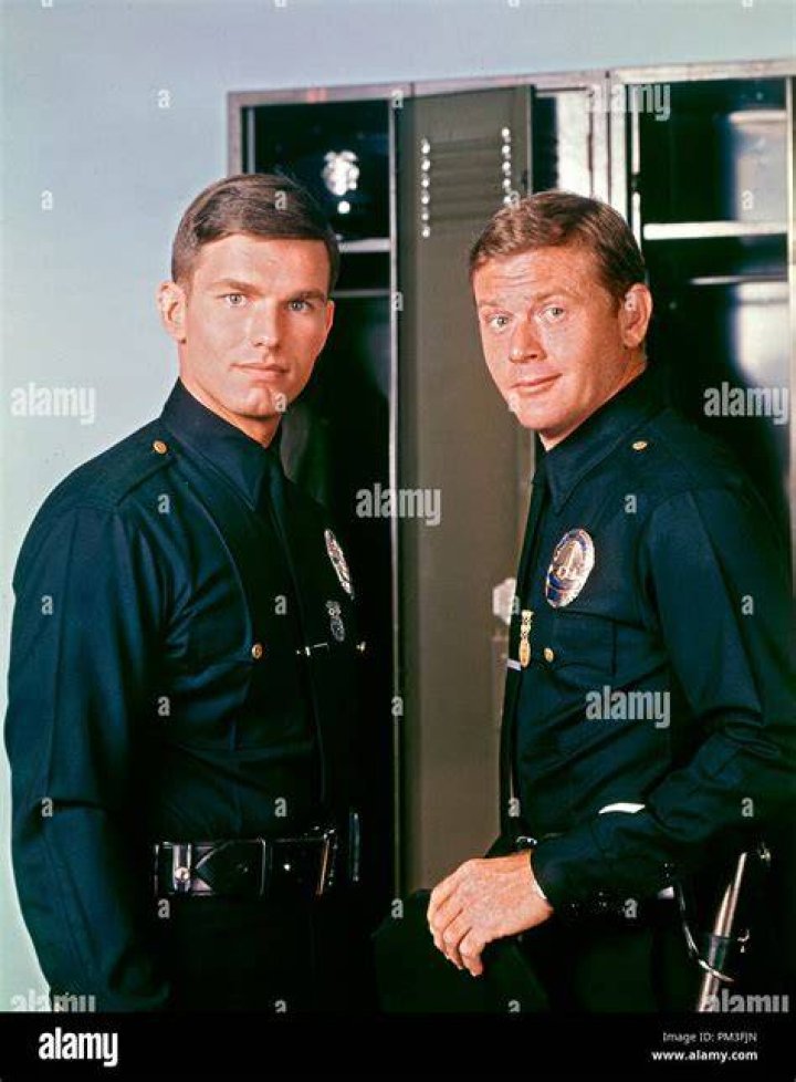 Kent McCord Adam12 TV Hunks Pinterest Adam 12, TVs and Movie