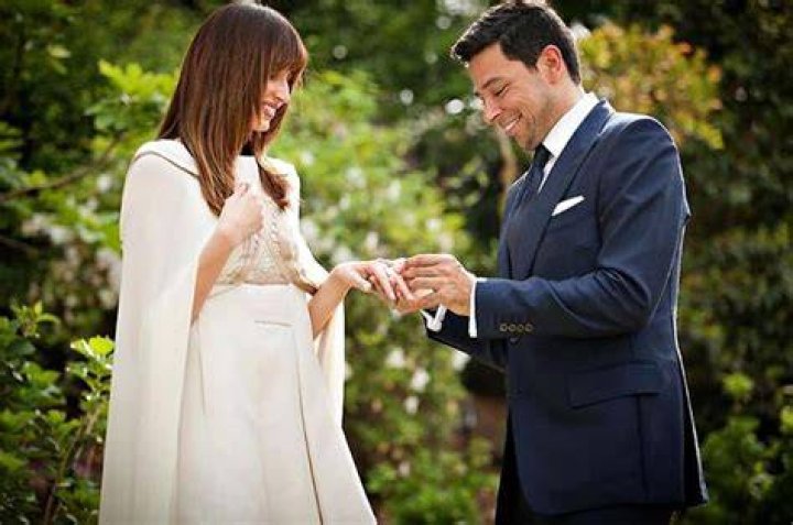 Kenza Fourati Married Ayman Mohyeldin