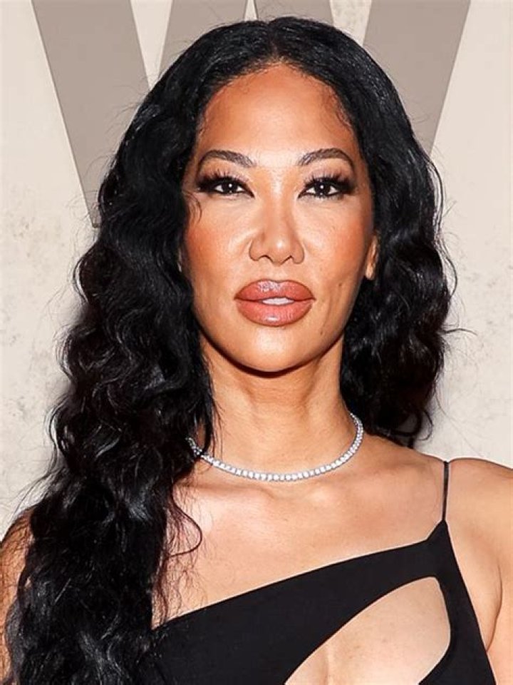 Kimora Lee Simmons Is An OG Chanel Muse, And Let's Not It Essence