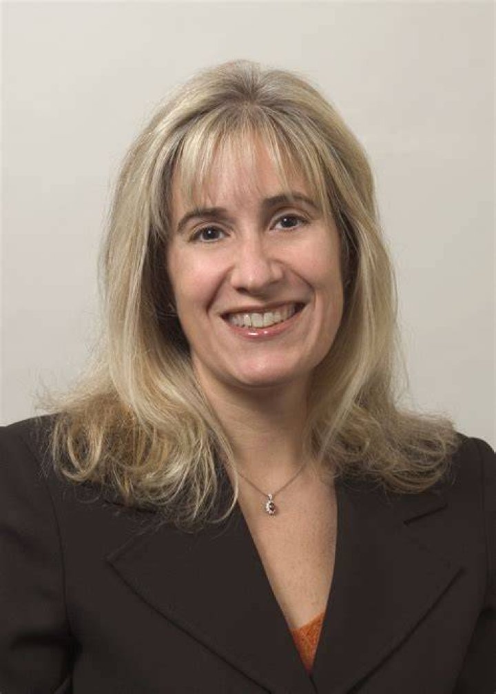 Laurie Yoler On Tesla, Venture Capital and Obama Fresh Dialogues