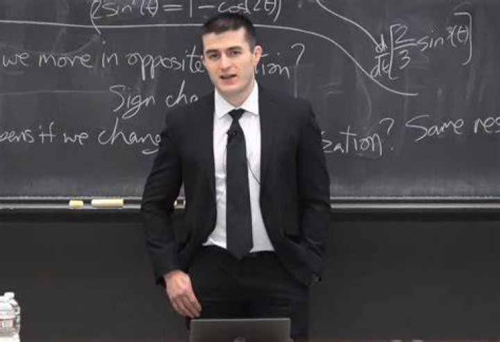 Lex Fridman Biography, Age, Wiki, Height, Weight, Girlfriend, Family & More