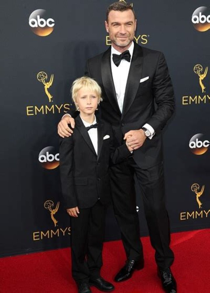 Liev Schreiber Weight Height Ethnicity Hair Color Eye Color