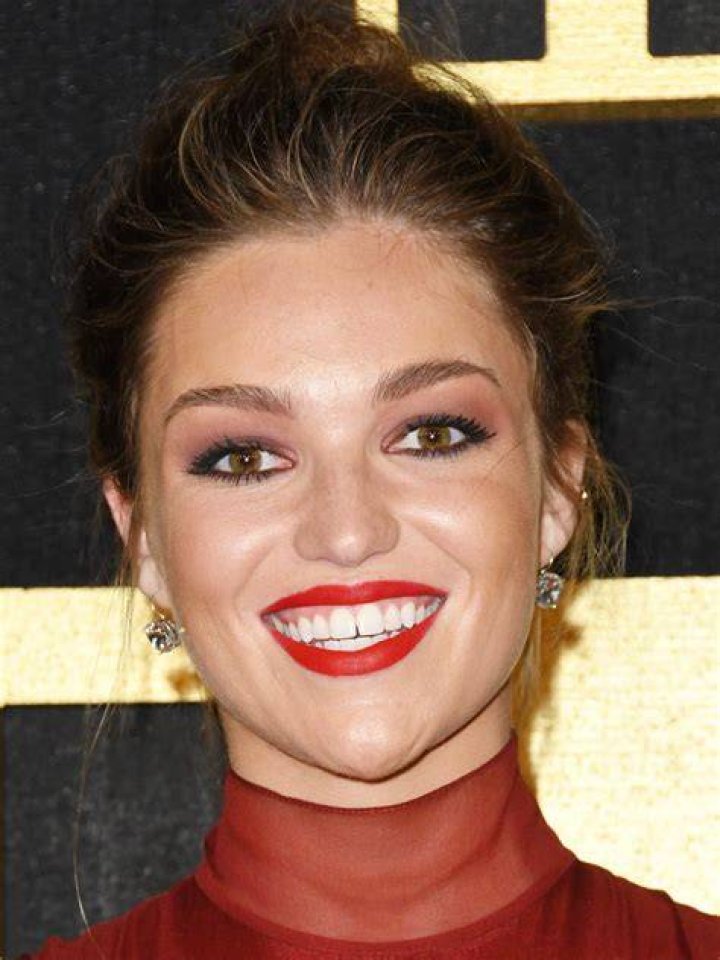 Lili Simmons IMDb, Parents, Age, Instagram, Height, Net Worth, Siblings