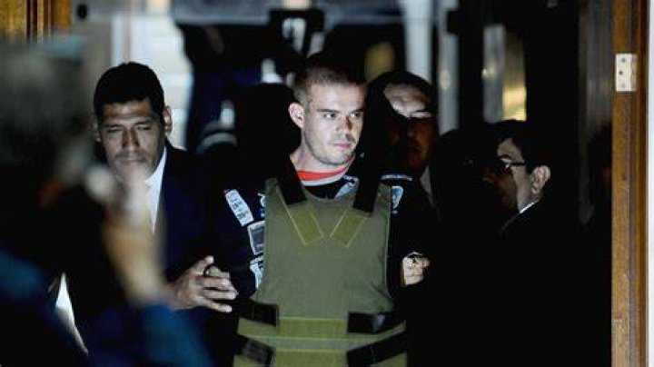 Lilie Osvědčen&iacute; Sofistikovan&yacute; joran van der sloot dushy van der sloot