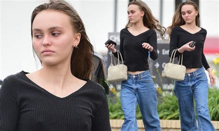 Lily Rose Depp Weight Page 2 Eating Disorder Support Forum