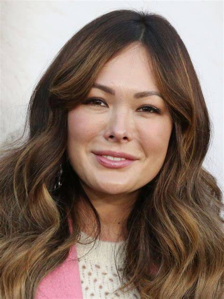 Lindsay Price image