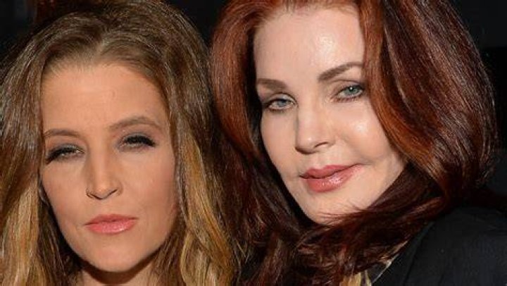 Lisa Marie Presley and Her Daughters on the Red Carpet POPSUGAR