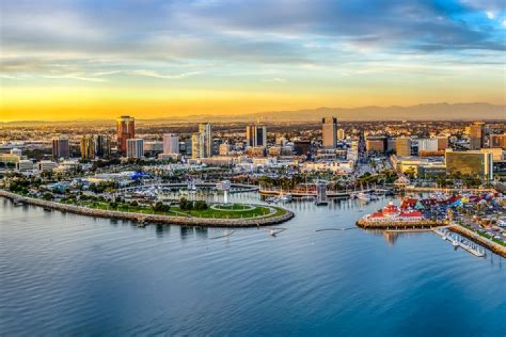 Long Beach, California, USA. 25th August, 2021. Yadi Valerio Rivera and