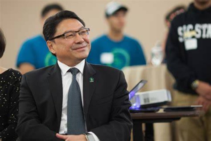 Longtime Sacramento State professor, former administrator Mike Lee