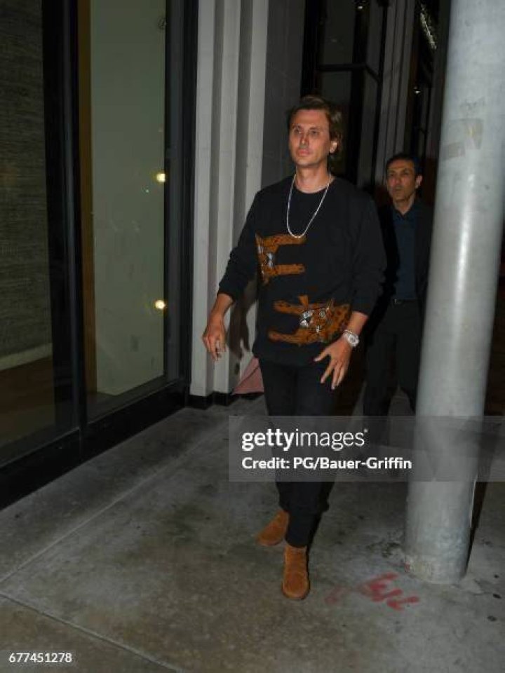 LOS ANGELES MAY 21 Jonathan Keltz, Laysla De Oliveira at the