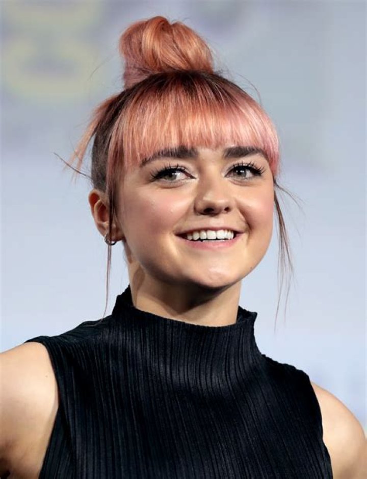Maisie Williams Wiki, Biography, Husband, Height, Ethnicity, Family & More