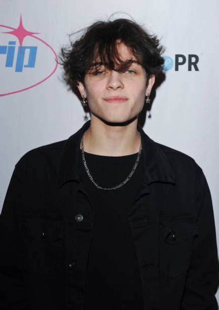 Matthew Sturniolo Height, Weight, Age, Girlfriend, Facts, Biography