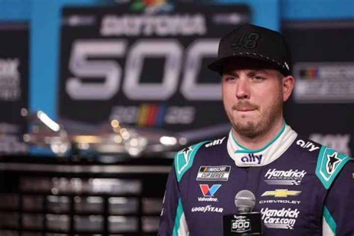 Maybe Alex Bowman Should Mix in Some Right Turns Because His NASCAR