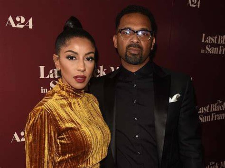 Mike Epps And Wife Kyra Epps Are Expecting A Child Essence