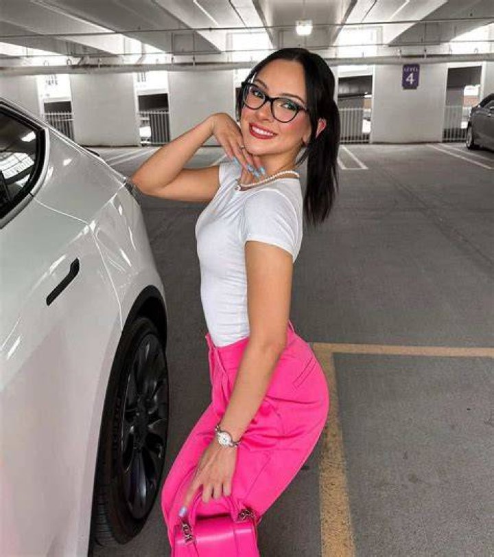 milan mirabella leak Nudes pics