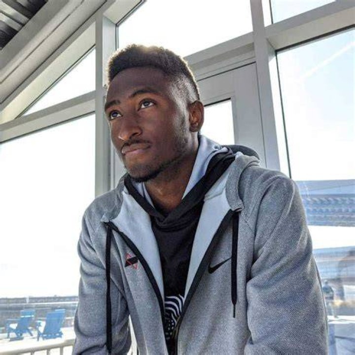 MKBHD (Marques Brownlee) age, measurements, full name, girlfriend
