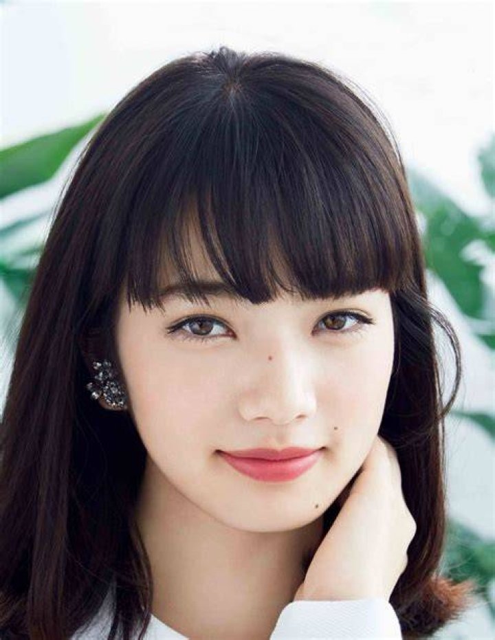 Nana Komatsu Biography, Height & Life Story Super Stars Bio
